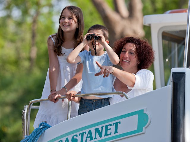 Locaboot vaargebied Camargue met familie